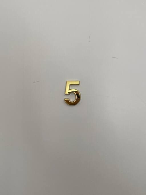 50 Qm Zentral In Domnaehe * Keulen